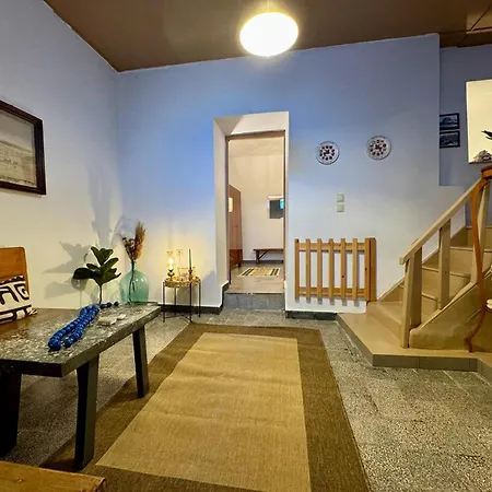 Διαμέρισμα George&michael Traditional House *