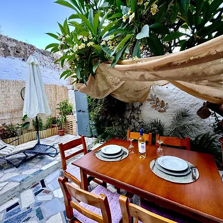 George&michael Traditional House