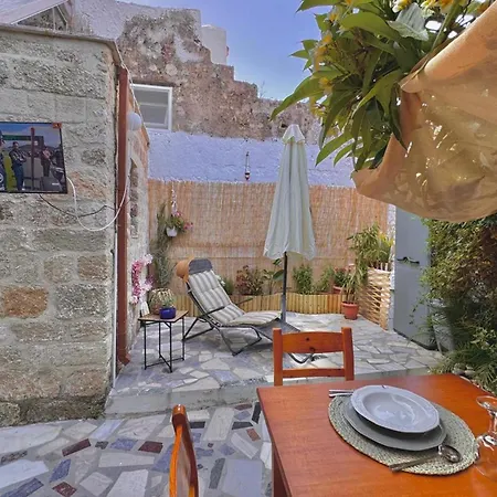 George&michael Traditional House Апартаменти *